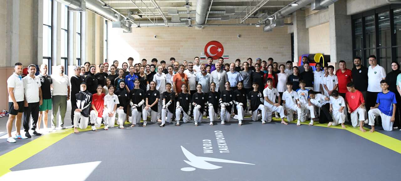 Taekwondo şöleni bitti! 3 ülkeden 70 sporcu Konya’daydı 11